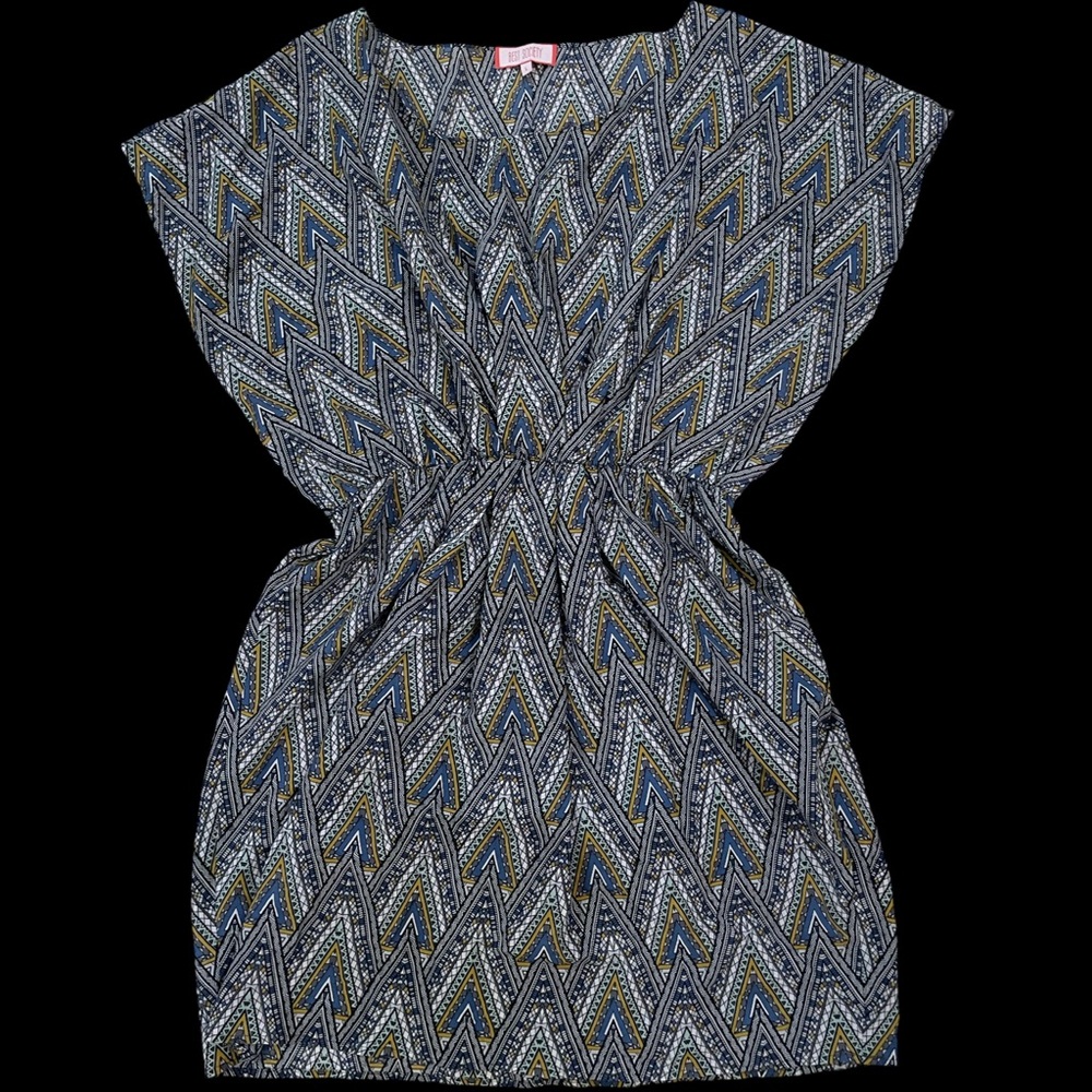 EUC Best Society Women’s Large Geometric Patterned Dress